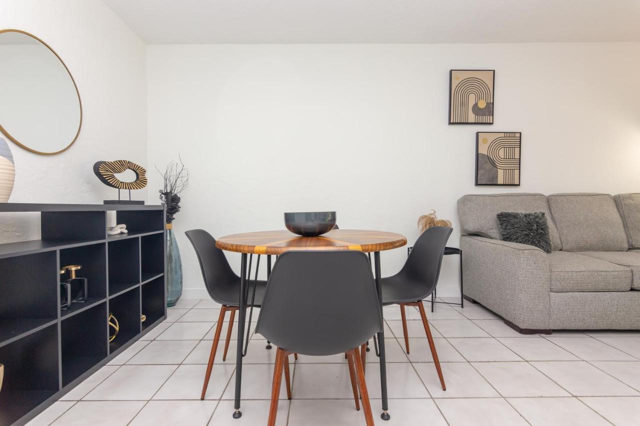 One Bedroom Apartment - With Parking & Balcony - Heart Of Wynwood ไมอามี ภายนอก รูปภาพ