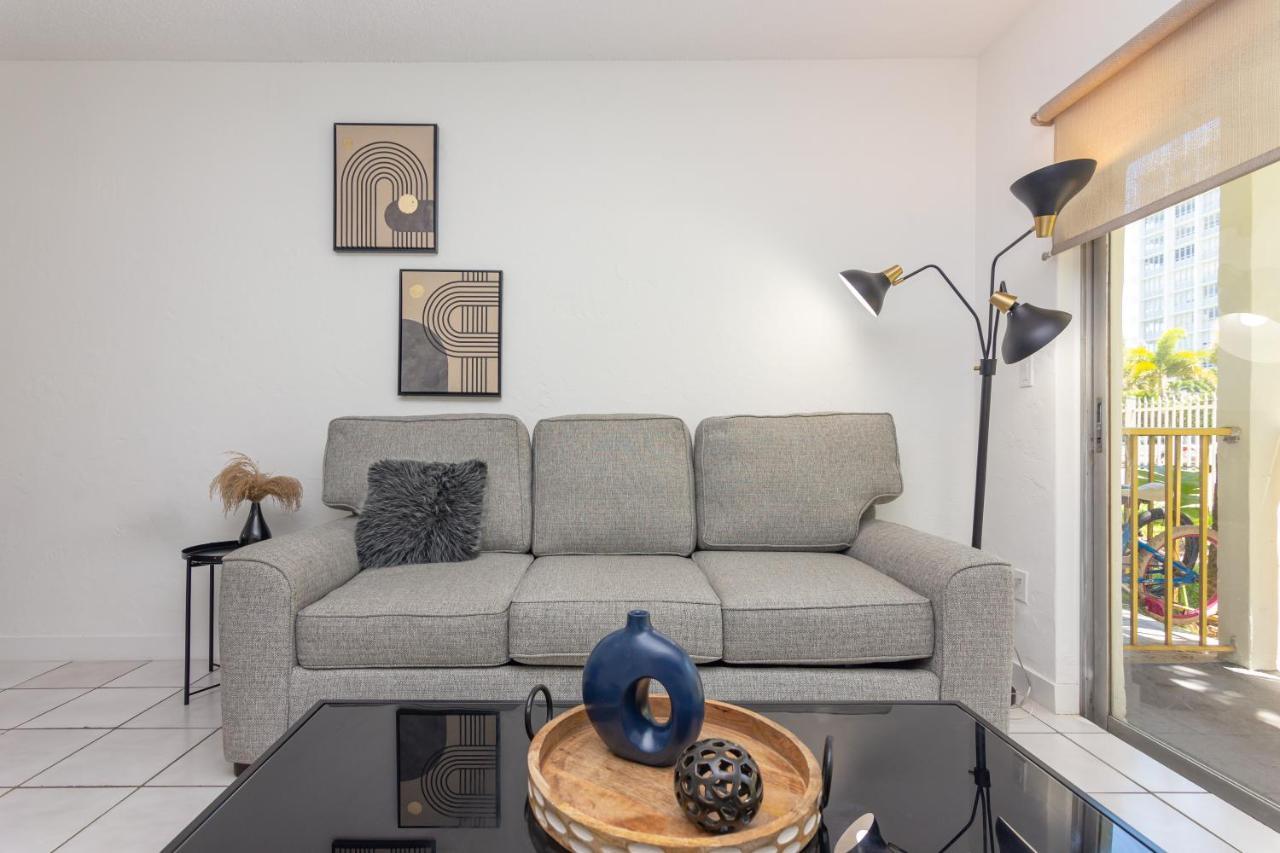 One Bedroom Apartment - With Parking & Balcony - Heart Of Wynwood ไมอามี ภายนอก รูปภาพ