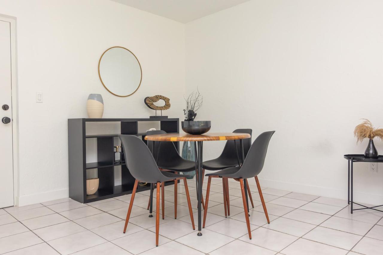 One Bedroom Apartment - With Parking & Balcony - Heart Of Wynwood ไมอามี ภายนอก รูปภาพ